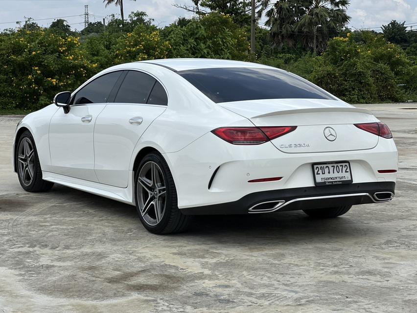 Mercedes-Benz CLS220d AMG Premium ปี2021 สีขาว