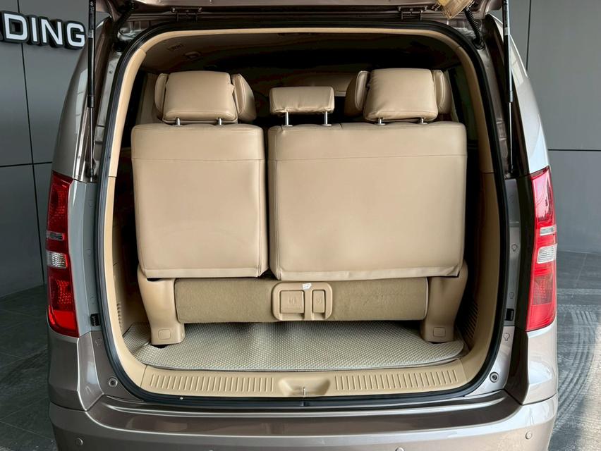 HYUNDAI GRAND STAREX, 2.5 VIP ปี2013 โฉม ปี10-18 สีน้ำตาล เกียร์ออโต้ เครื่องดีเซล 📍📍ไมล์แท้ 138,086 km.   ✅✅ ราคา 568,000 บาท ✅✅ ผ่อน 11,xxx 72  " รูปที่ 17