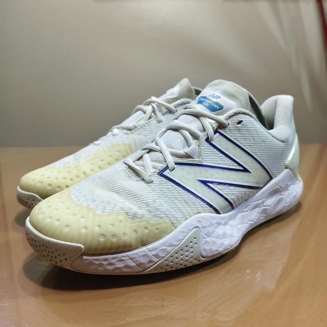 New Balance Fresh Foam x LAV v2 White Laser Blue(MCHLAVL2)Size. 43/27.5 cm⭐⭐⭐⭐ Pre-owned/ Great Condition🔥 Price : 690฿ รูปย่อยที่ 2