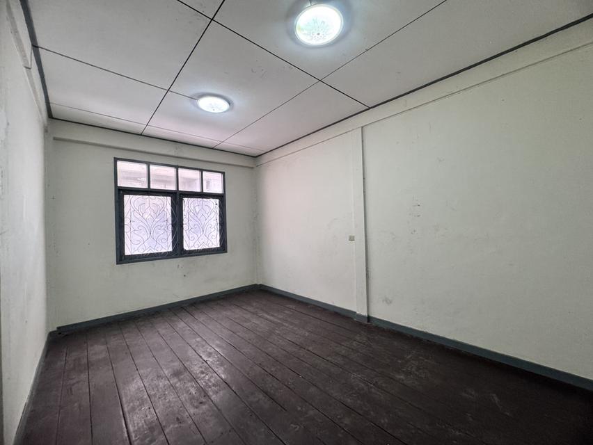 ให้เช่าตึกแถว ซอยจินดาถวิล แขวงมหาพฤฒาราม บางรัก ทำเลดีใจกลางเมือง (N.1984) 8