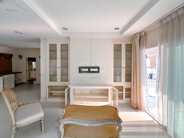 ขายบ้านเดี่ยว 2 ชั้น หลังมุม 67.6 ตร.ว. เดอะ เซนโทร รามอินทรา ซอยถนนเมนกว้าง ทำเลดี ใกล้แฟชั่น ไอส์แลนด์ 3