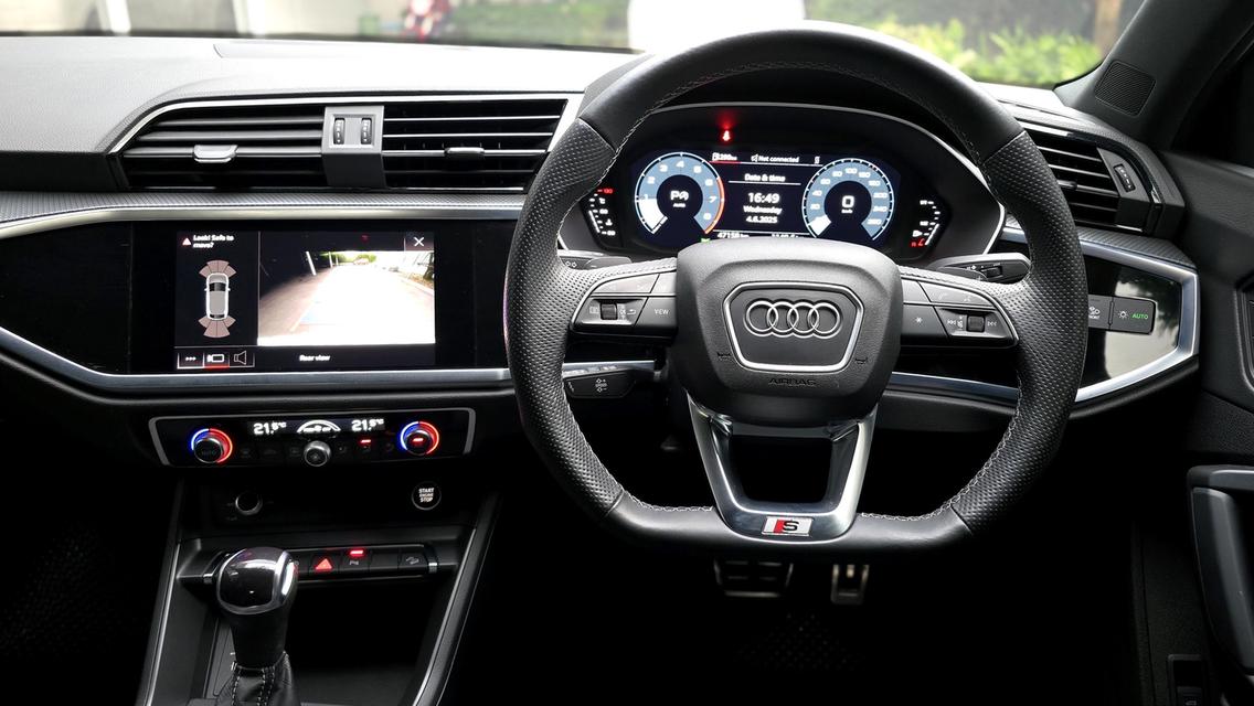 รหัสรถ WB36 Audi Q3 Sportback 40TFSI Quattro S Line Black Edition  ปี 2022 10