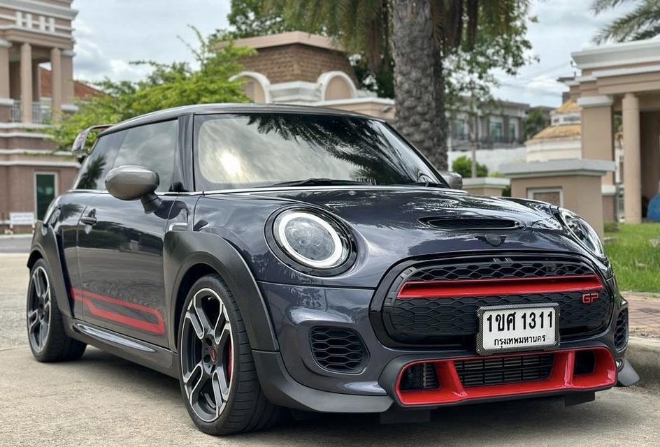 MINI John Cooper GP3
