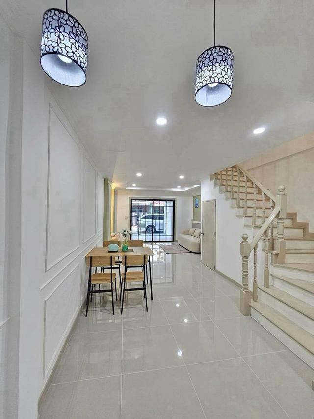 🔥 🏡 ✦ บ้านสวยพร้อมอยู่ ทำเลดี! ✦ 🏡 🔥 ขายทาวน์เฮาส์รีโนเวทใหม่ทั้งหลัง พร้อมเข้าอยู่ โซนนนทบุรี ✨ ราคาเพียง 1.59 ล้านบาท! 13