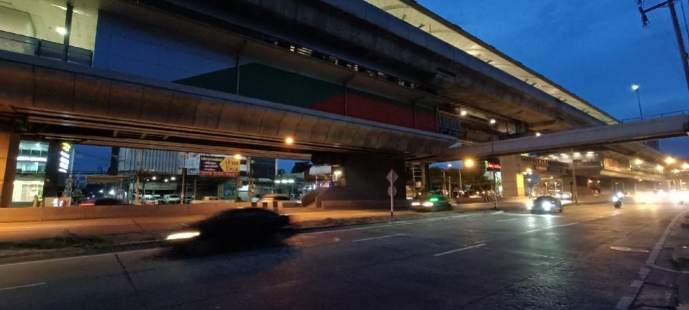 ขายที่ดินติดถนนรัตนาธิเบศร์ 20 อยู่ติดสถานีรถไฟฟ้า MRT บางกระสอ ด้านหลังที่ดินตินถนนซอยรัตนาธิเบศร์ 22 หน้ากว้าง 38 เมตร เหมาะสำหรับสร้างคอนโด 12