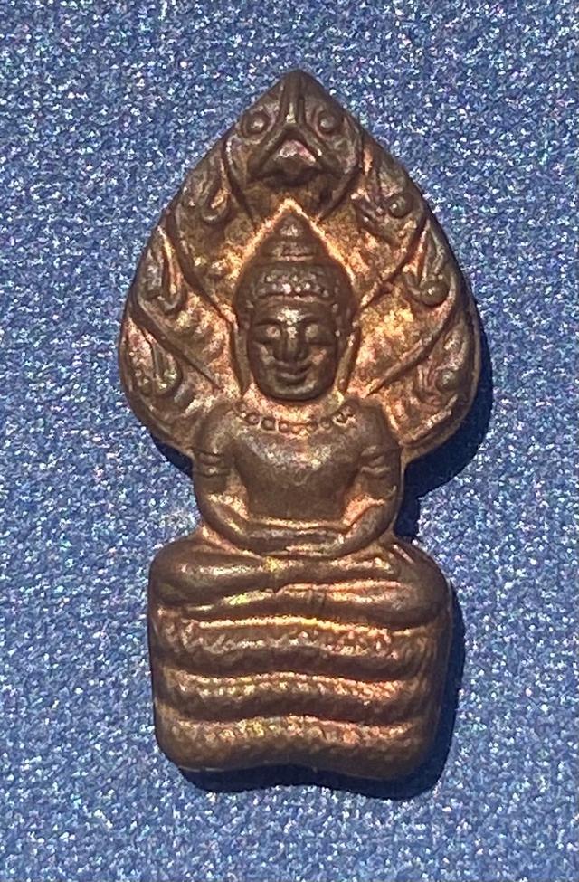 ลพ.คูณ วัดบ้านไร่ ปรกใบมะขาม รุ่นเสาร์ห้า รุ่นคูณพันล้าน ปี 2537 เนื้อทองแดง...