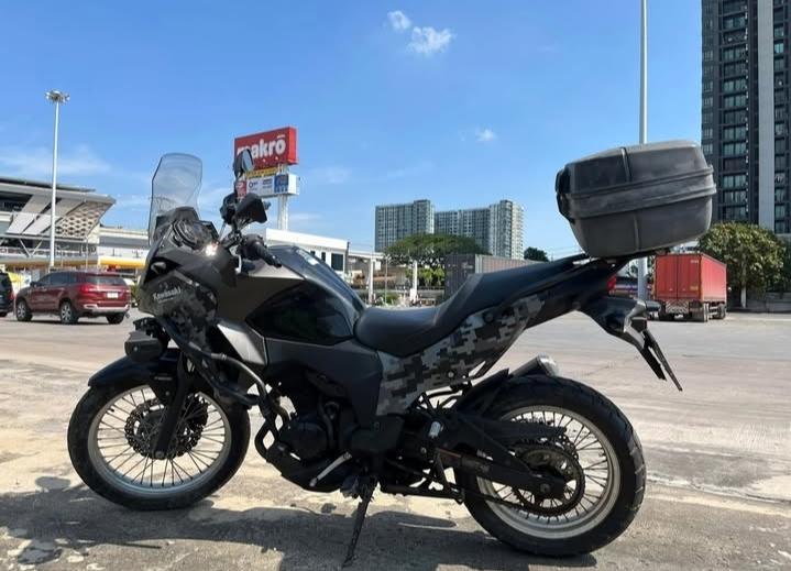 2017 Kawasaki Versys X300 ABS Tourer 3