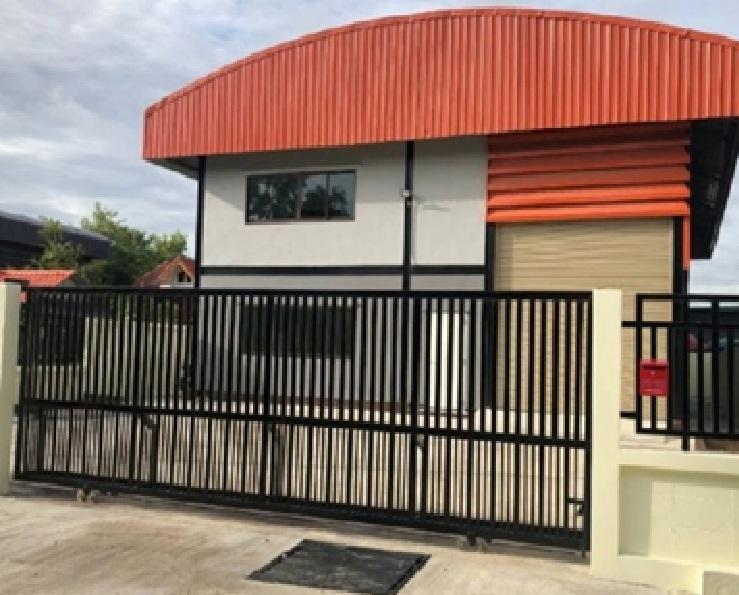 ให้เช่าโกดังพร้อมสำนักงาน 2 ชั้น ซอยไอยรา 12 คลองหลวง ใกล้ ตลาดไท / พื้นที่ใช้สอย 300 ตารางเมตร / พื้นที่ดิน 128 ตารางวา 