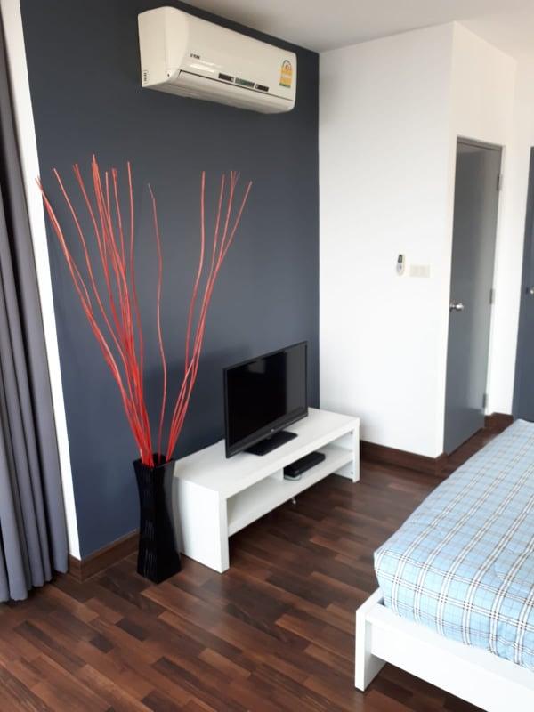 🔑คอนโด 1 ห้องนอน! วิวสวย ทำเลทองย่านเศรษฐกิจ  พื้นที่กว้างขวาง เป็นส่วนตัวสูง ครบครันด้วยสระว่ายน้ำ คลับเฮ้าส์ ระบบรักษาความปลอดภัย 24 ชม.  4