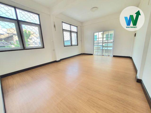 ตึกแถว ซอยประชาสันติ ดินแดง หลังมุม 4