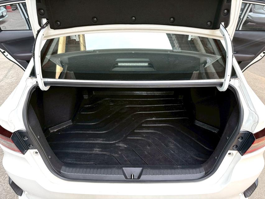 ขายรถ Toyota Yaris Ativ 1.2 Sportปี 2024 สีขาว เกียร์ออโต้ 18