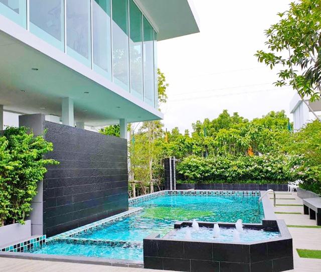 ทาวน์โฮมให้เช่า 4นอน 2น้ำ ลำลูกกา คลอง 5 ตลาดนานาเจริญ 2กม. 19ตร.วา. 150ตร.ม. เฟอร์ฯครบสนามกอล์ฟธัญญะ900ม. ตลาดนานาเจริญ 5