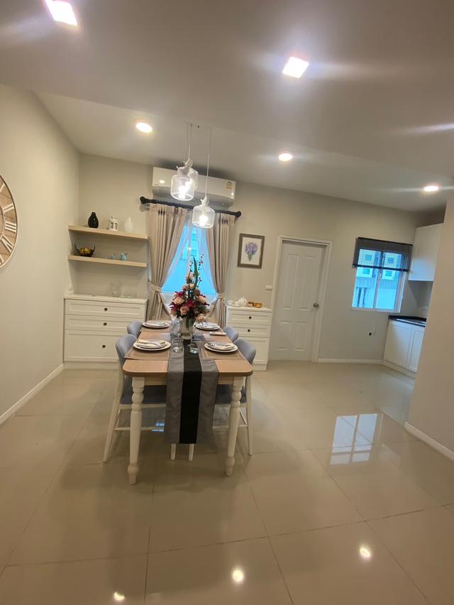 เจ้าของขายเอง !!! หมู่บ้าน Lio BLISS ลาดกระบัง - ฉลองกรุง 4 ห้องนอน 2 จอดรถ 8