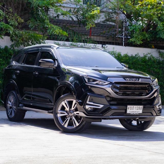 ISUZU MU-X 1.9 ELEGANT 2WD 2023MU-X โฉมใหม่ Elegant ดีเซล 150HP นั่ง 7 ที่นั่ง ครอบครัวใหญ่