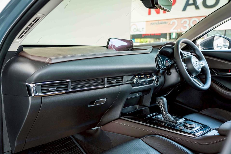 รหัสรถ NP8176 MAZDA CX-30 2.0SP ปีรถ : 2021 11