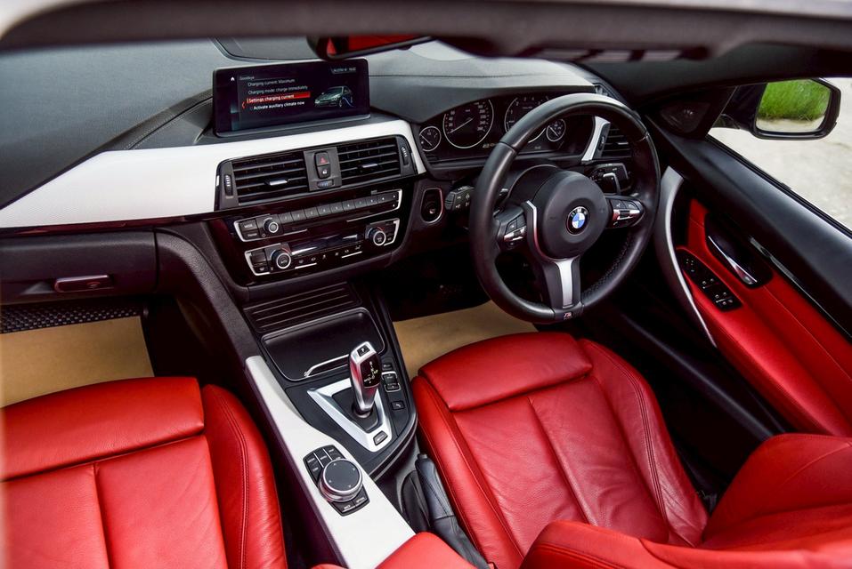 รหัสรถ CBL8930 BMW 330e M Sport LCI F30 AT 2019 12