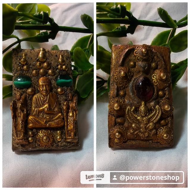 พระสมเด็จโต กรุวังหน้า เนื้อผงมวลสารพิเศษ ประดับพลอยมงคลๅและหมุดทองเหลือง ด้านหลังพระนารายณ์ทรงครุฑ น่าสะสม