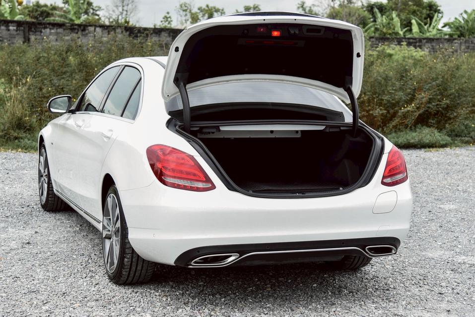 รหัสรถ CBL7773 Mercedes-Benz C350e Avantgarde W205 AT 2018