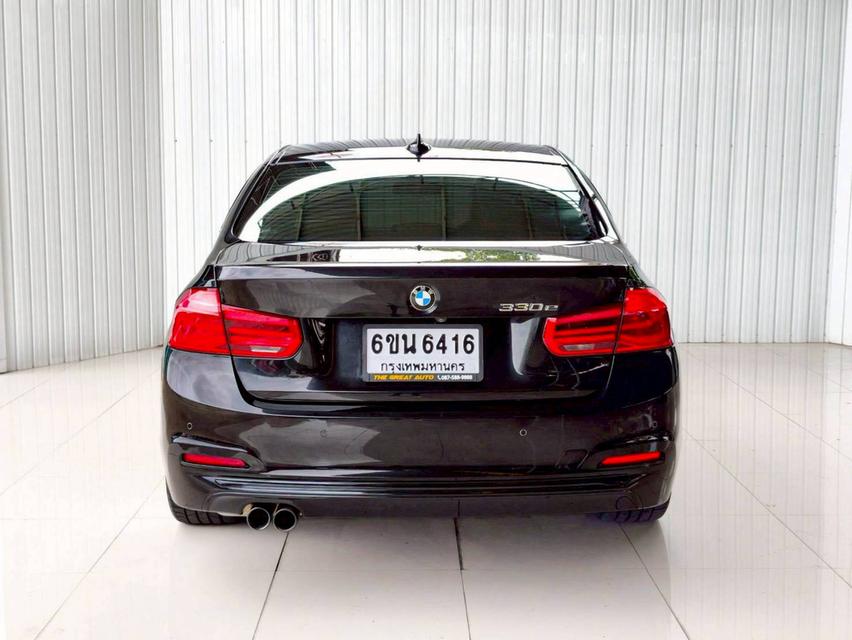 BMW 330e ปี18 6