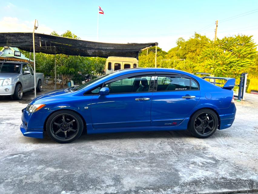 CIVIC FD Mugen สีน้ำเงินแก้วของ (DC5) ปี08 ออโต้ 6