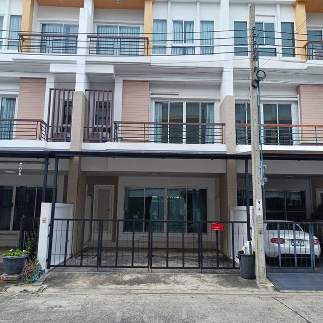 ทาวน์โฮม 3 ชั้น ให้เช่า โครงการ ภณาสิริ เรสซิเดนซ์ เกษตร นวมินทร์ ซอยมัยลาภ