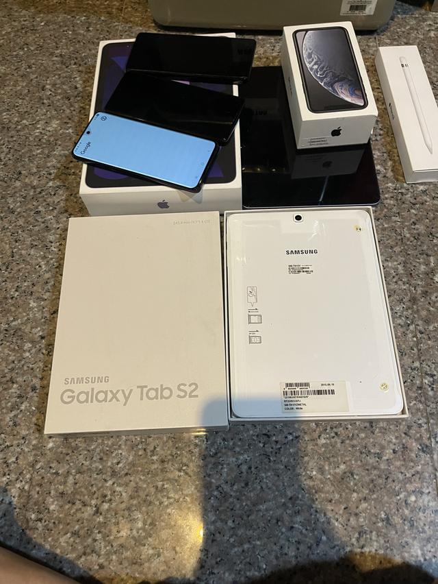 ขายSamsungTabS2สีหายากSilver32กิ๊กLTEใส่ซิมได้ยกกล่องไร้รอยตกซีนยังหุ้มเครื่องอยู่เลยคับ