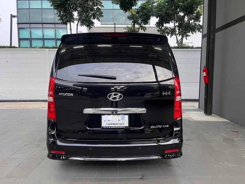 Hyundai H1 Elite ns ปี 2022 สีดำ รหัส KPC53 6