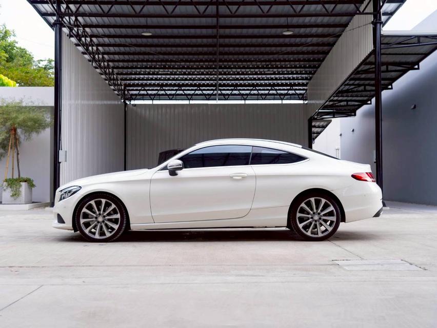 Benz C250 Coupe Sport ปี17