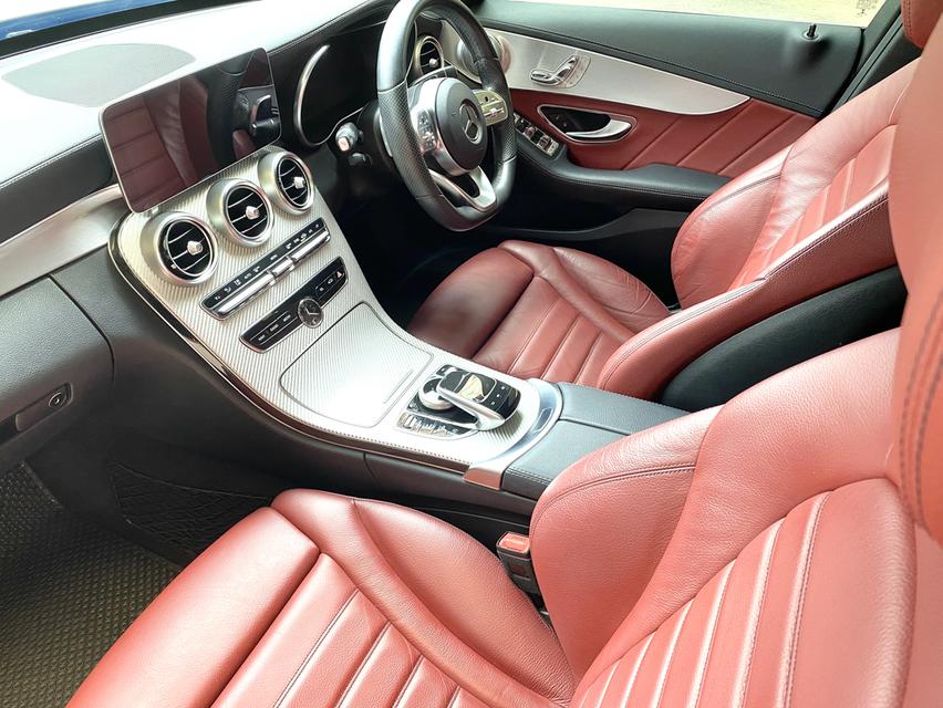 2019 MERCEDES BENZ C220d AMG Dynamic รถมือเดียว เบาะหนังแดง 8