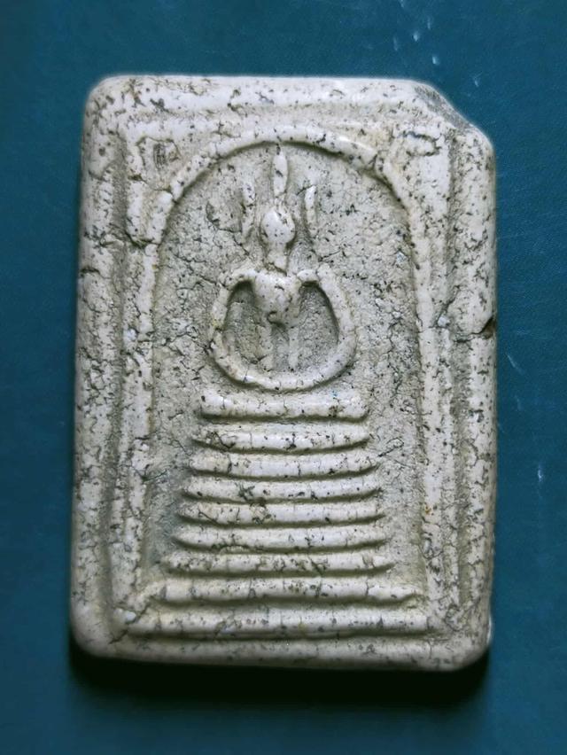 สมเด็จวัดเกศไชโย7ชั้น