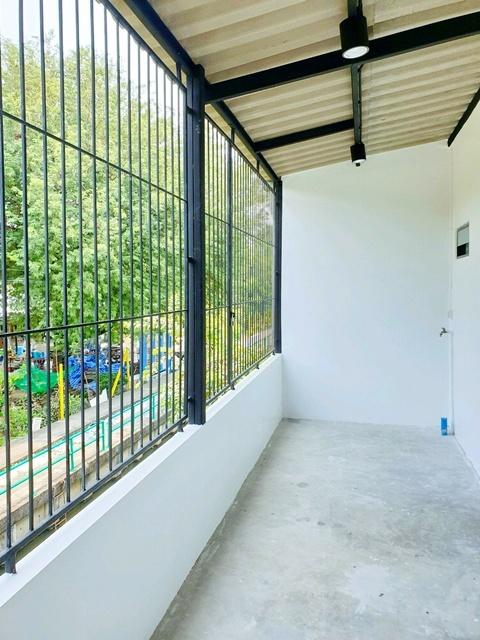 รัชดา 66 600ม. ทาวน์เฮ้าส์ 2ชั้น รีโนเวทใหม่ 25 ตร.ว. 200ตรม. ทางด่วนประชาชื่น 1.6 กม. บิ๊กซี วงศ์สว่าง 700 ม. MRT วงศ์ส 8