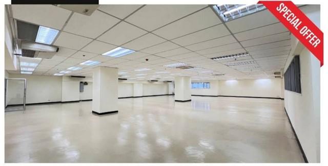 เช่า สำนักงาน 24 ชม.พื้นที่สวย ครบทุกไซส์ ไม่ว่าจะใหญ่หรือเล็ก ใจกลางสุขุมวิท 13 ติด BTS นานา เขตวัฒนา กรุงเทพมหานคร 2