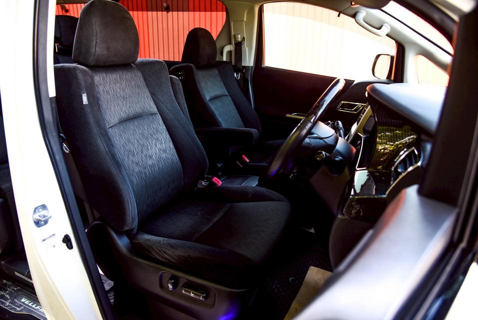รหัสรถ CBL3776 Toyota Vellfire 2.4 Z G Edition AT 2016 11