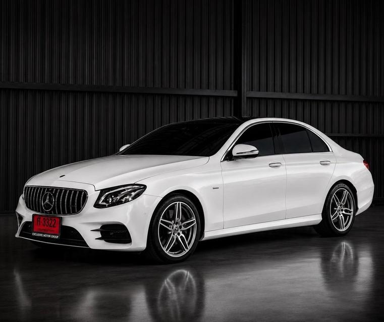 Mercedes Benz E350e AMG Dynamic Plug-in Hybrid 2018 เครื่องยนต์ เบนซิน 4 สูบ 2,000 cc. 299 แรงม้าไมล์ 63,xxx km - Warranty 1 year รูปย่อยที่ 2
