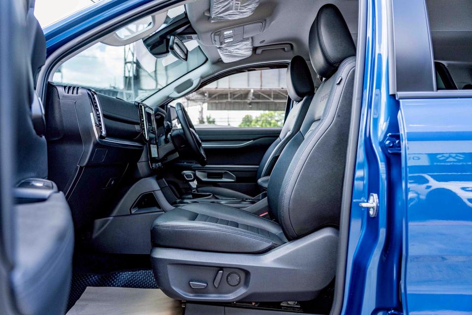 รหัสรถ NP102 FORD EVEREST 2.0 TITANIUM SPORT 2023 16