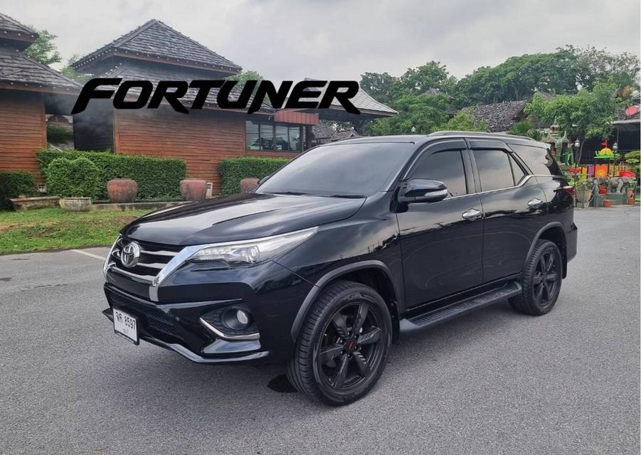 Fortuner 2.8TRD (ขับ 2)  ฟรีดาวน์ จัดได้เกิน 1