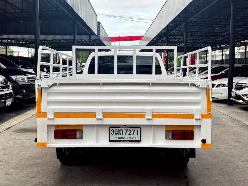 ขายรถ Toyota Hilux Revo 2.4 Single Cab Entry Pickup ปี 2022 สีขาว เกียร์ธรรมดา รูปที่ 5