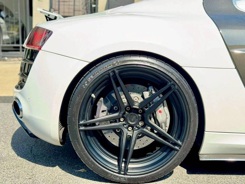 Audi R8 V10 5.2 FSI quattro 2012 รถสปอร์ตซุปเปอร์คาร์ มาพร้อมของแต่งเพียบ 16
