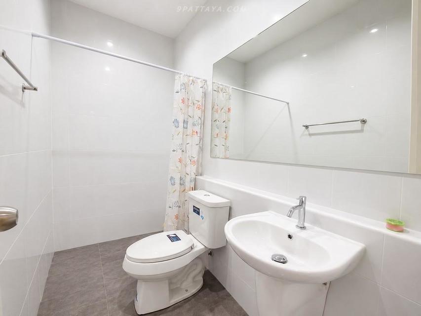 For Rent — Brand-New Corner Townhouse at Wiztown Khao TaloBrand-new townhouse, never lived in before. Fully furnished and ready to move in 2 bedrooms 13
