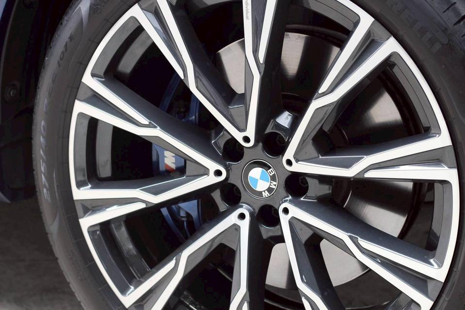 BMW X7 (G07) xDRIVE 40d MSport 2022 สวยไร้ตำหนิ ถูกกว่าป้ายแดงเกือบ3ล้านบาท 6