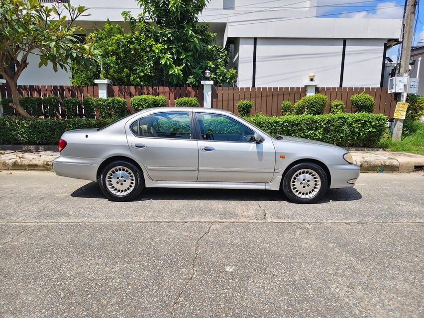 Nissan Cefiro A33 ปี 2002 เครื่อง 2.0 V 6 เกียร์ ออโต้รถบ้านมือเดียว ไม่เคยชน ไม่เคยแก๊สภายในเบาะหนัง เบาะไฟฟ้าคู่หน้าFull Option เครื่องดี เกียร์ดี รูปที่ 8