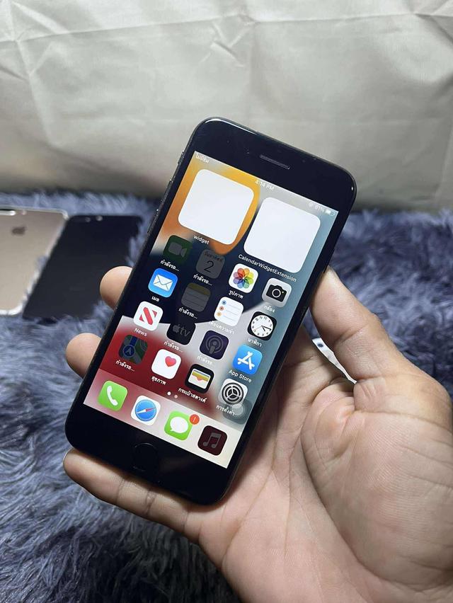 iPhone 7 32 กิ๊กสแกนได้กล้องปกติหน้าหลังแบต 77% บอดี้มีรอยนิดหน่อยใส่เคสสวยใช้ได้ทุกซิมขาย