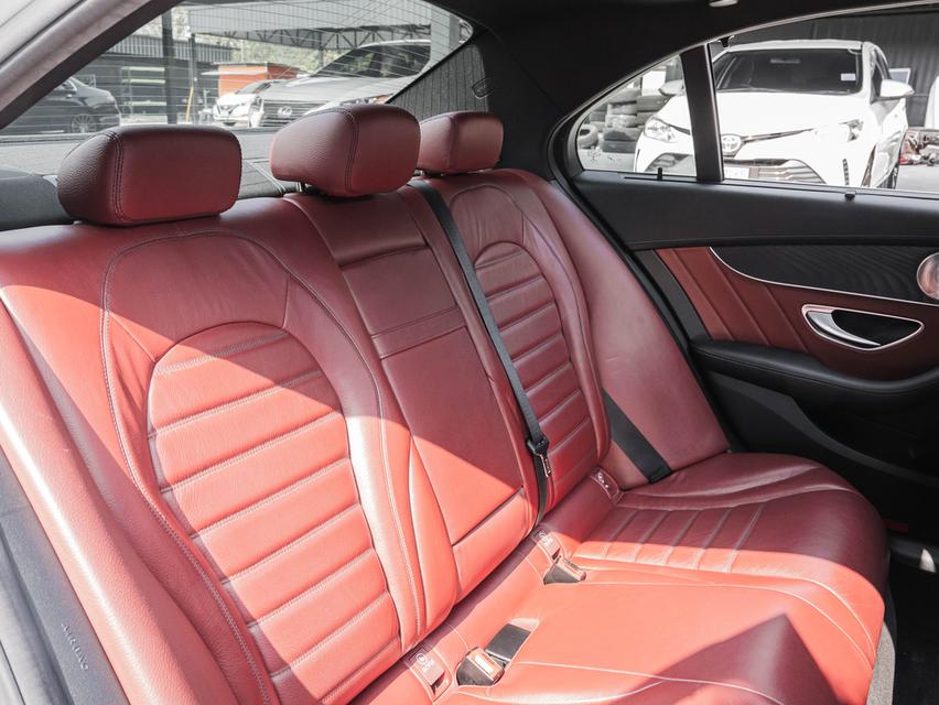 รหัสรถ 67GG2172 Mercedes Benz C350e AMG ปี 2017 รูปที่ 15