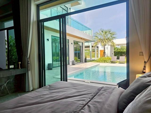 ขายพูลวิลล่าหรู 2 ชั้นสไตล์โมเดิร์น พร้อมสิ่งอำนวยความสะดวกครบครัน ห้วยใหญ่ [ ชูการ์ปาล์มพูลวิลล่า ] 2