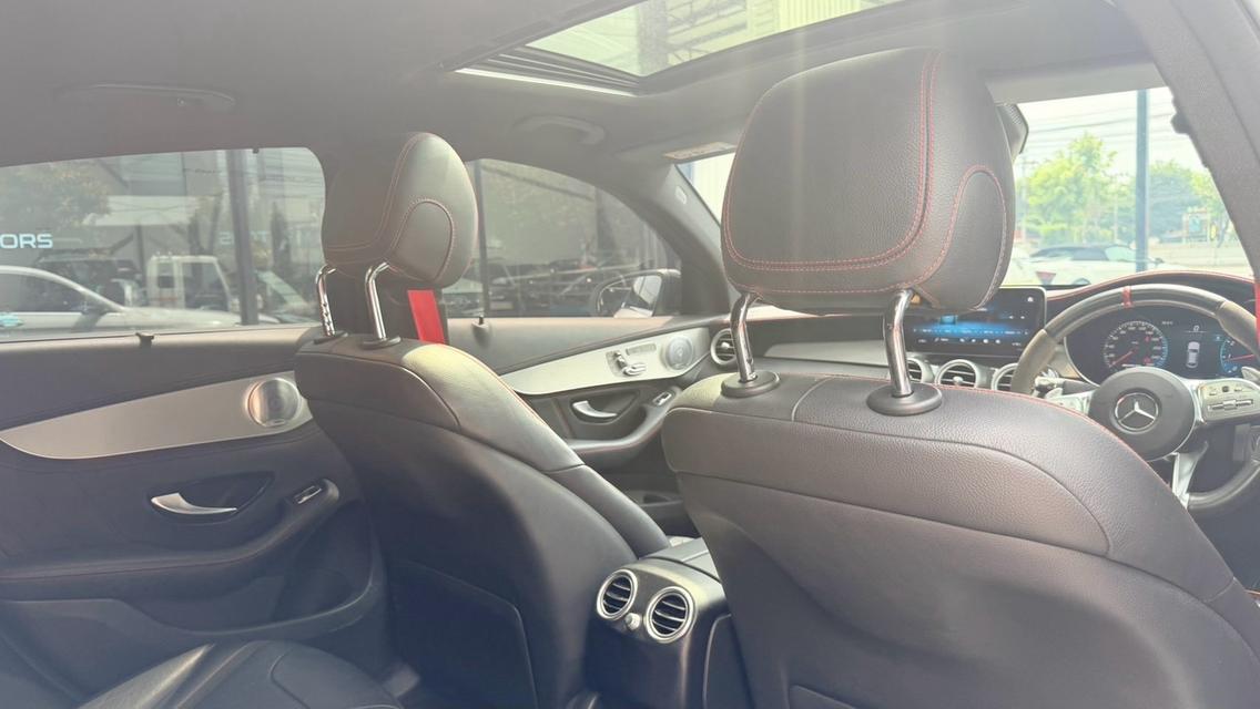 2020 BENZ GLC 43 COUPE 4 Matic สีขาว Milage 82,XXX KM รถสวย ไม่มีอุบัติเหตุ เซอร์วิส ตามระยะ รูปที่ 9