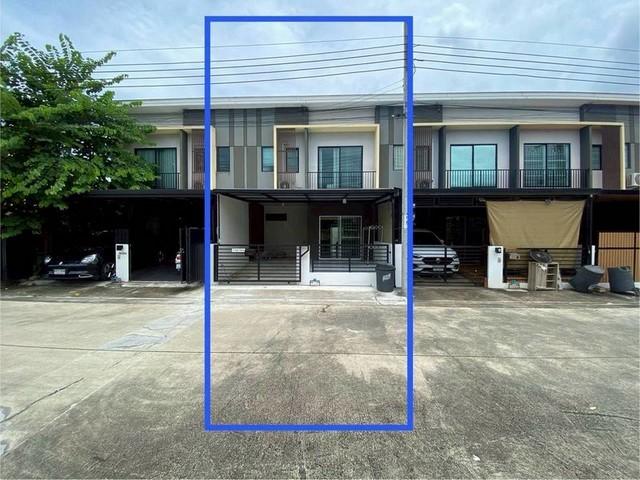 ให้เช่าทาวเฮ้าส์2ชั้น 4 ห้องนอน 2 ห้องน้ำ หมู่บ้านเดอะคอนเนค พัฒนาการ 44