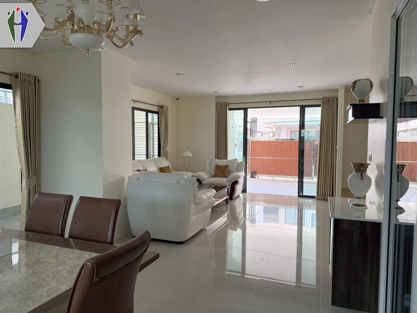 บ้านสองชั้น ให้เช่า ถนนพัฒนาการ เนินพลับหวาน 3