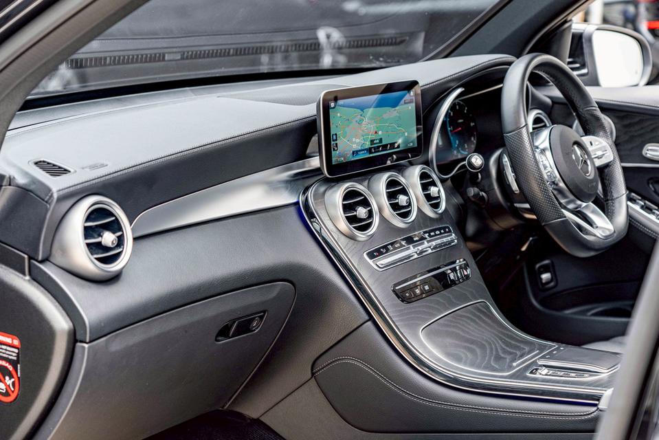 รหัสรถ NP7978 BENZ GLC 220d AMG 2020 12