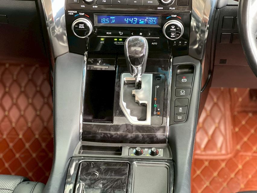 ปี 2018 TOYOTA VELLFIRE, 2.5 โฉม ปี15-23 สีขาว เกียร์ออโต้ เบนซินล้วน ตัวMNC รูปที่ 10