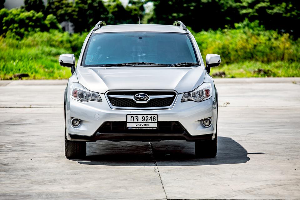 Subaru Xv 2.0 AWD สีเทา ปี 2013